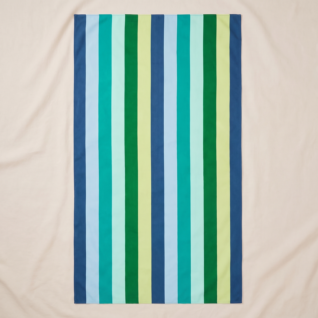 Quick Dry Beach Towel - Cool Lagoon — front shot