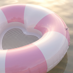 Luxe Pool Ring - Stole My Heart Pink — detail shot