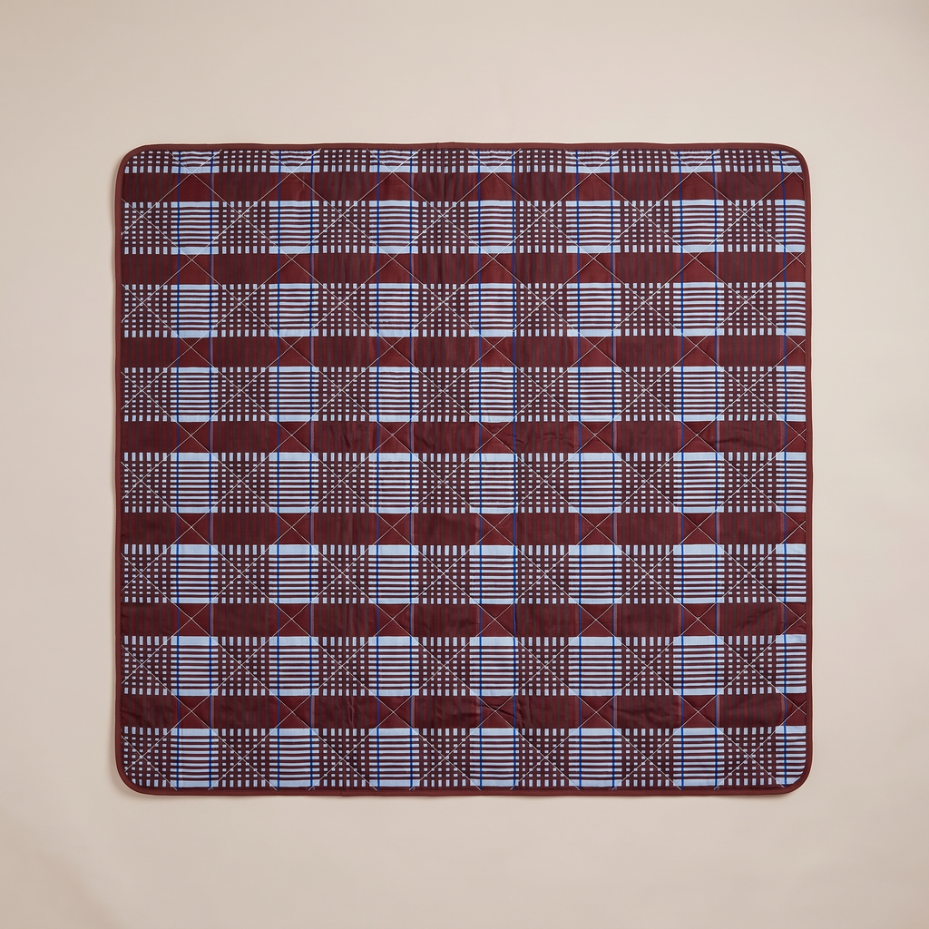 The Gatherer Luxe Picnic Rug - Mulberry — front shot