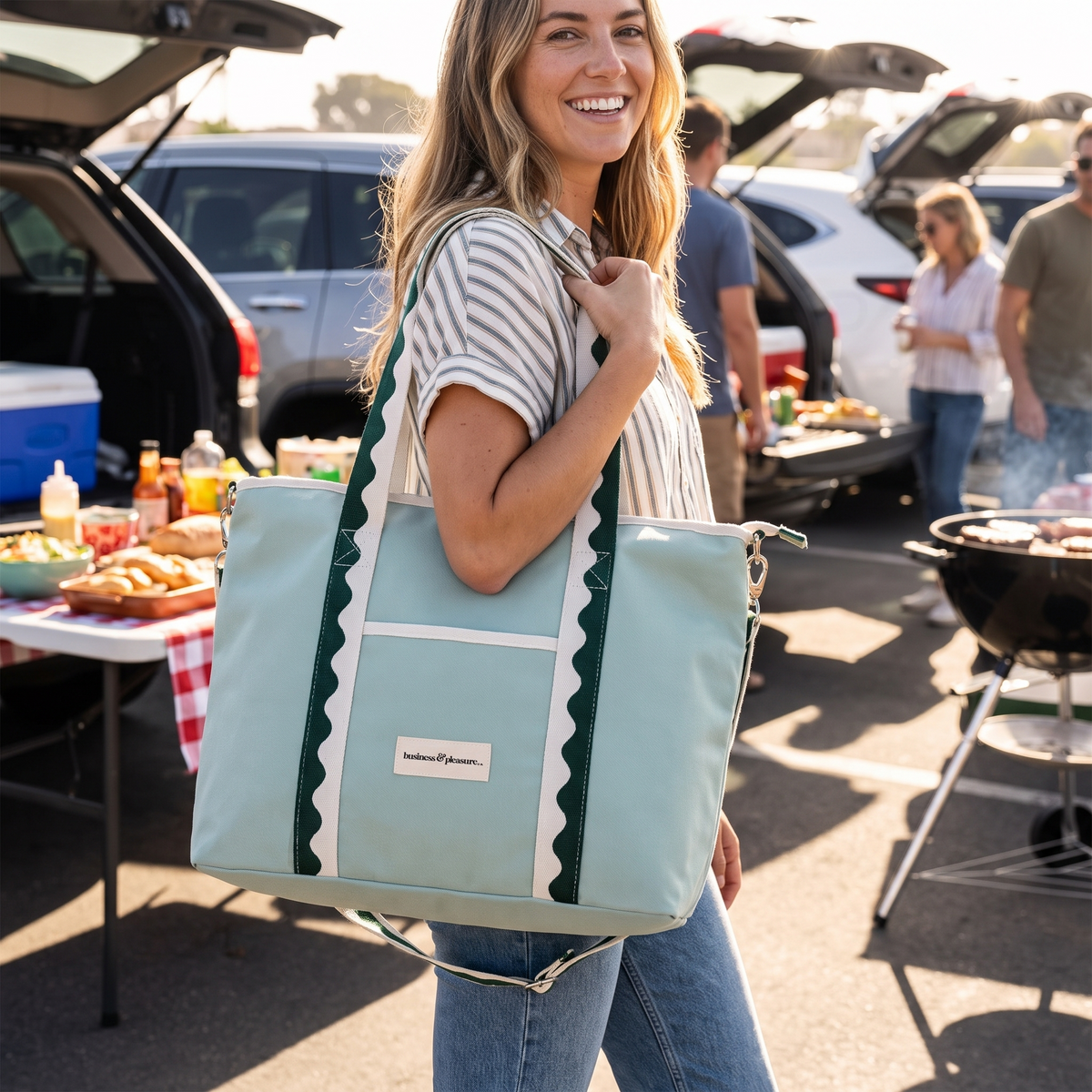 The Holiday Cooler Tote Bag - Rivie Green — hero shot
