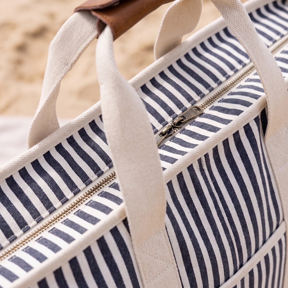 The Cooler Tote Bag - Lauren's Navy Stripe — detail shot