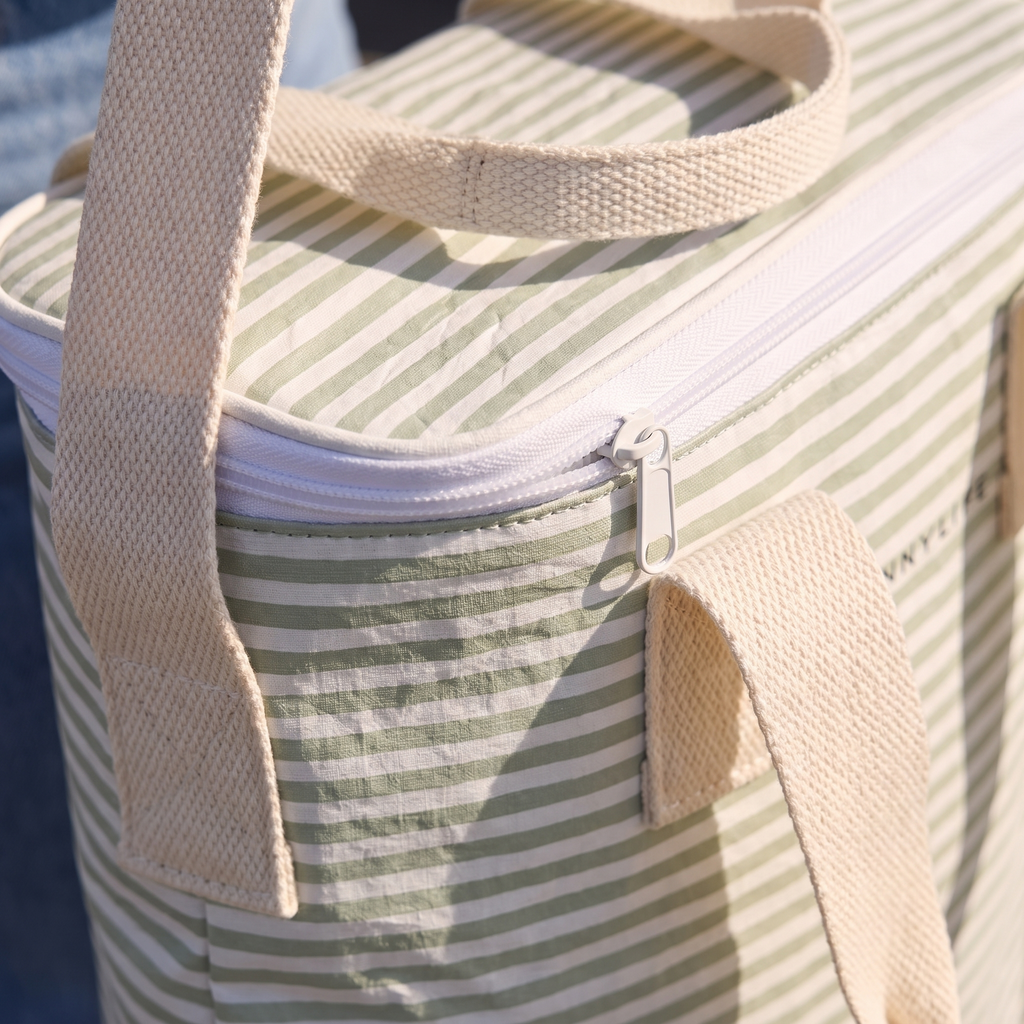 Light Cooler Drinks Bag - Sea Sage — detail shot