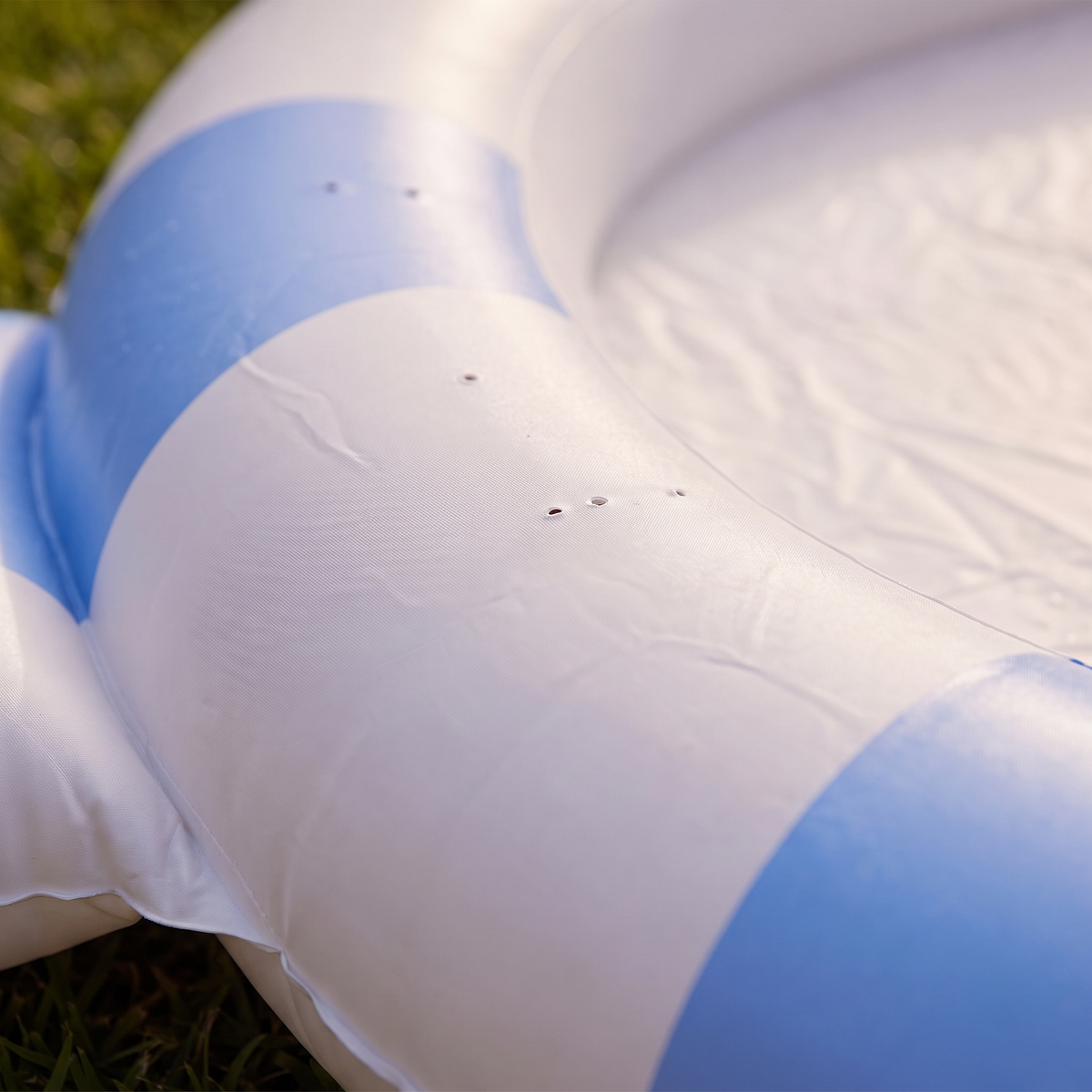 Kids Sprinkler Mat - Into the Wild — detail shot