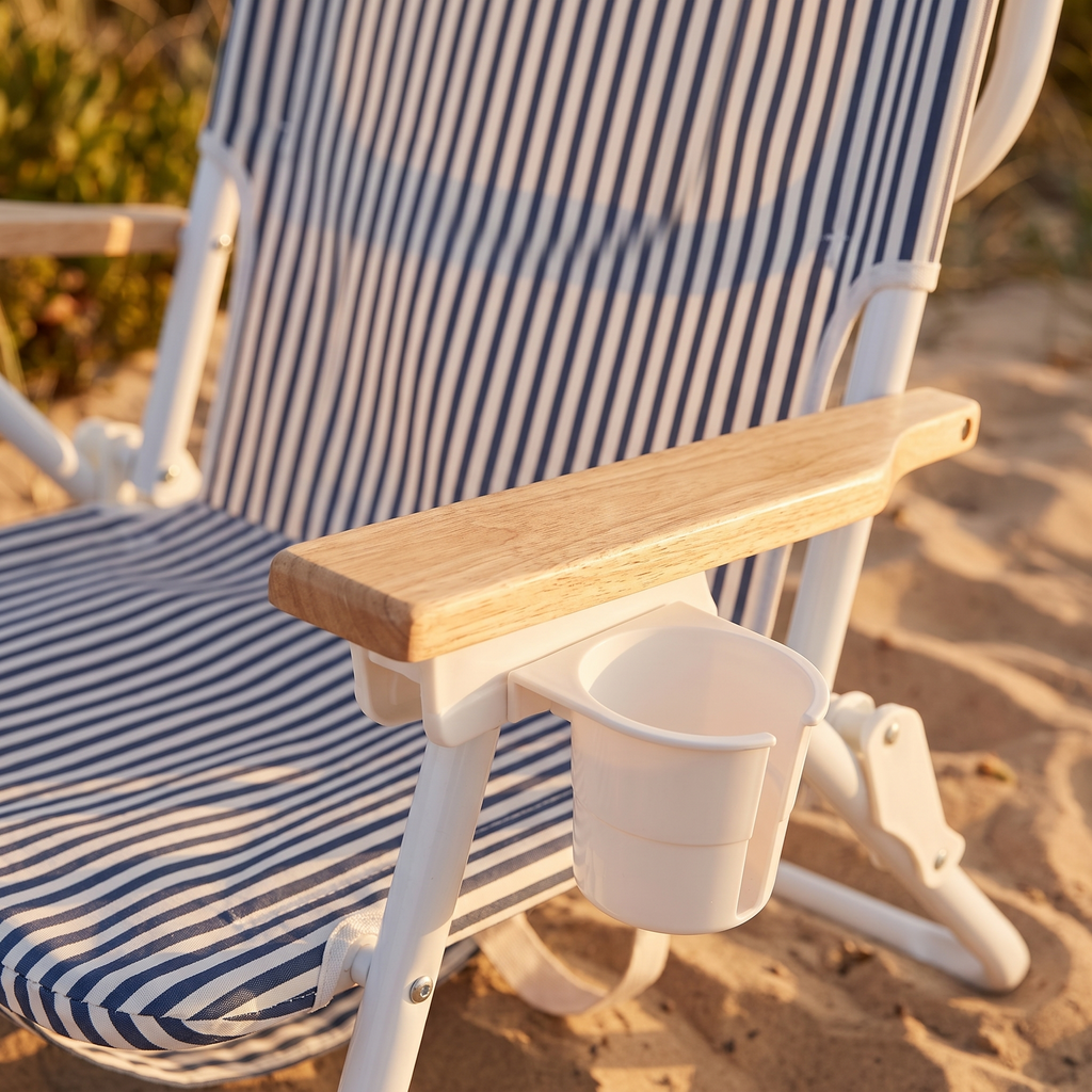 Deluxe Beach Chair - Resort Coastal — detail shot
